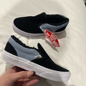 🖤 kids slip on vans